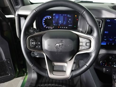 Certified 2024 Ford Bronco Black Diamond image 39