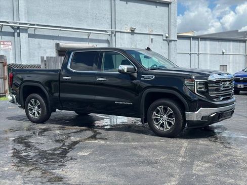 Used 2025 GMC Sierra 1500 SLT RWD image 12