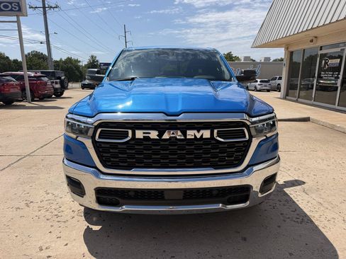 Used 2025 RAM 1500 Big Horn AWD/4WD image 2