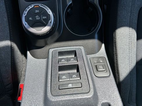 Used 2022 Ford Bronco Big Bend image 30