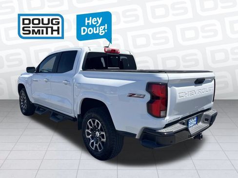 Used 2023 Chevrolet Colorado Z71 w/ Z71 Convenience Package 2 AWD/4WD image 34