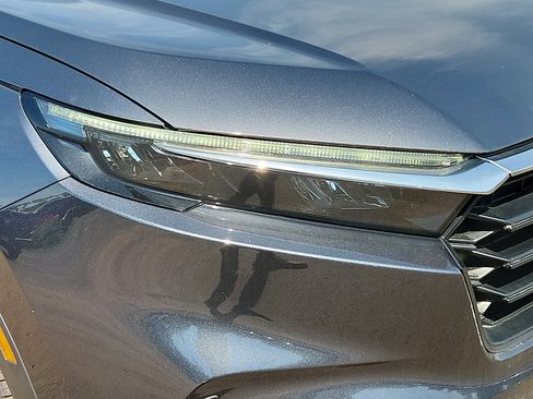 Certified 2024 Honda CR-V LX image 9