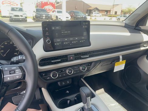 New 2026 Honda HR-V EX-L image 14