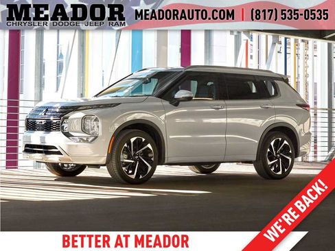 Used 2024 Mitsubishi Outlander SE AWD/4WD image 1