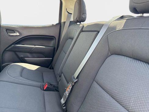 Used 2018 Chevrolet Colorado LT RWD image 11