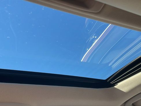 Certified 2022 Subaru Outback Touring image 23