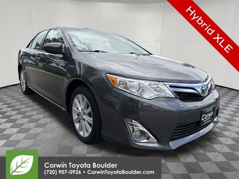 Used 2014 Toyota Camry XLE w/ Leather Package FWD image 1