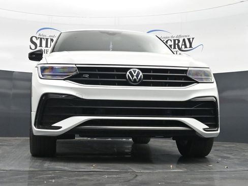 Used 2023 Volkswagen Tiguan SE R-Line AWD/4WD image 27