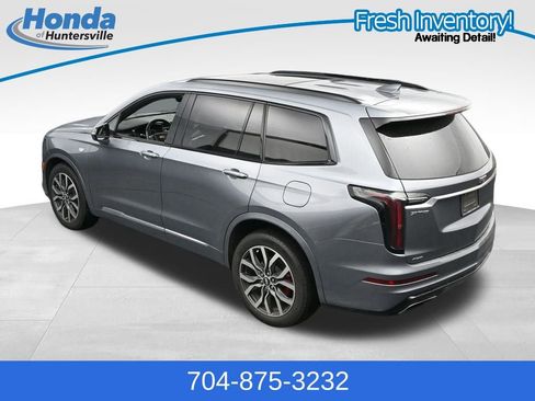 Used 2022 Cadillac XT6 Sport w/ Technology Package AWD/4WD image 18