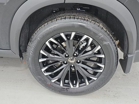 New 2026 Nissan Rogue SV image 33