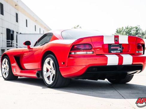 Used 2006 Dodge Viper SRT-10 RWD image 7