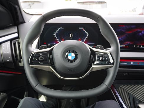 Used 2025 BMW X3 xDrive30i w/ Convenience Package AWD/4WD image 19