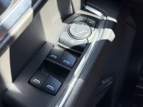 Used 2024 GMC Sierra 1500 Elevation AWD/4WD image 18