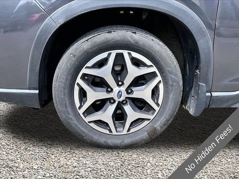 Used 2020 Subaru Forester Premium AWD/4WD image 8