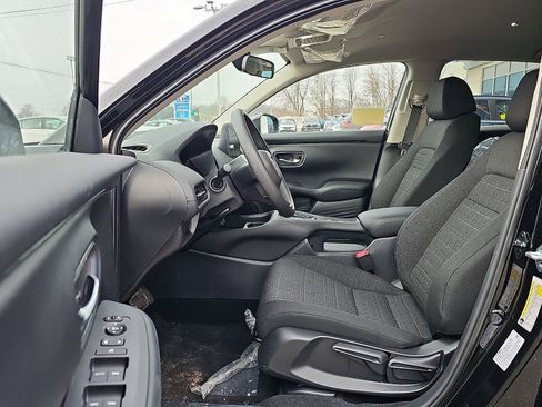 New 2026 Honda HR-V LX image 6
