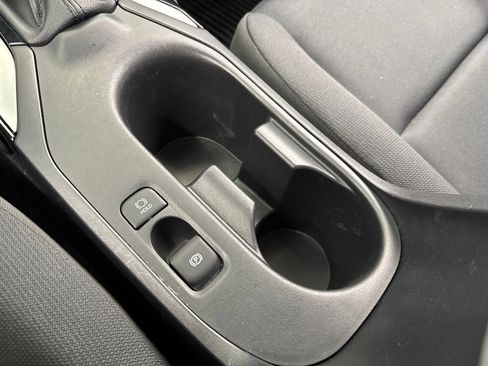 Used 2024 Toyota Corolla LE FWD image 27