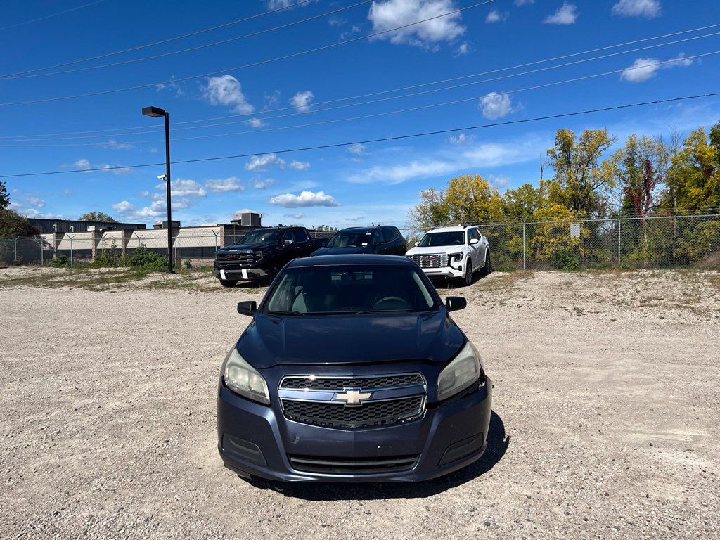 Used 2013 Chevrolet Malibu LS w/ Protection Package FWD image 3