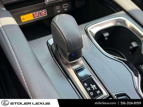Used 2025 Lexus RX 350 Premium w/ Accessory Package AWD/4WD image 36