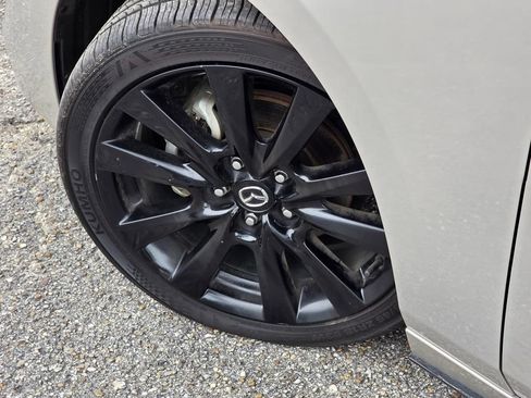 Used 2024 MAZDA MAZDA3 s FWD image 30
