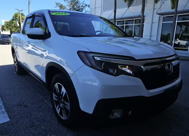 Used 2019 Honda Ridgeline RTL image 2
