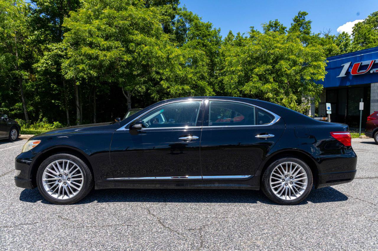 Used 2011 Lexus LS 460 w/ Sport Pkg RWD image 3