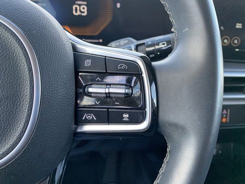 Used 2024 Kia Sorento X-Line EX image 19