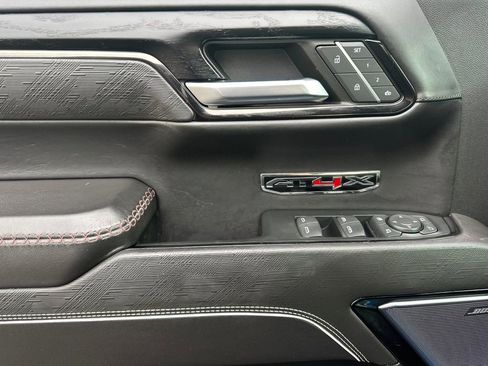 Used 2023 GMC Sierra 1500 AT4X image 11