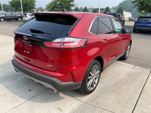 Used 2023 Ford Edge Titanium w/ Equipment Group 301A AWD/4WD image 3
