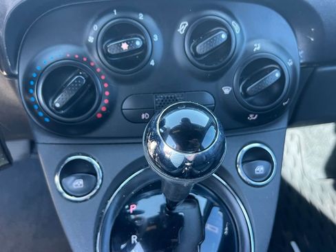 Used 2015 FIAT 500 Sport image 29