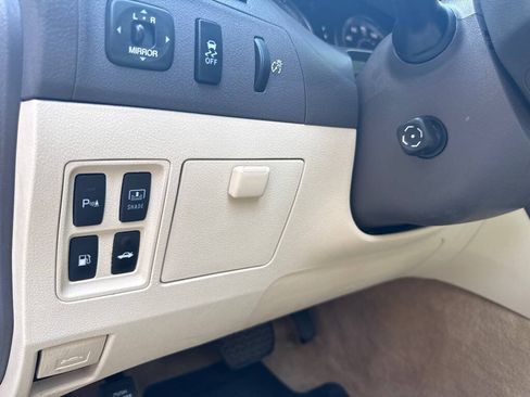 Used 2011 Lexus ES 350 FWD image 17