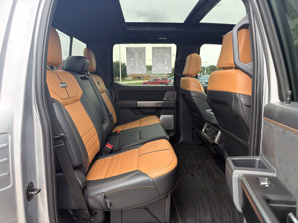 Used 2023 Ford F250 Platinum AWD/4WD image 12