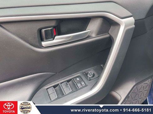 Certified 2023 Toyota RAV4 XLE w/ XLE Grade Weather Package AWD/4WD image 18