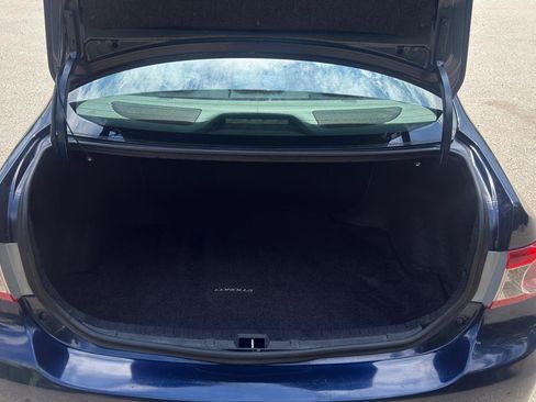 Used 2013 Toyota Corolla LE FWD image 32