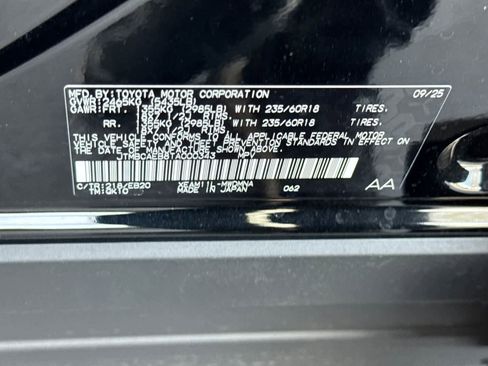 New 2026 Toyota bZ XLE Plus image 33