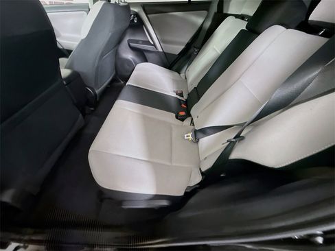 Certified 2017 Toyota RAV4 XLE image 28
