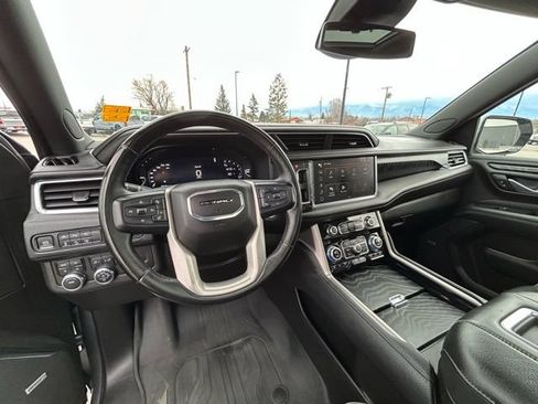 Used 2023 GMC Yukon XL Denali AWD/4WD image 28