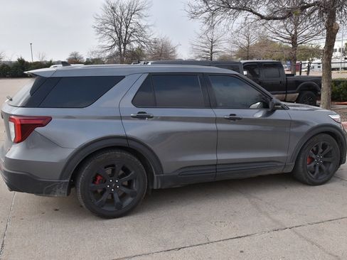 Certified 2022 Ford Explorer ST w/ Equipment Group 401A image 5