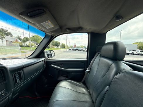 Used 2002 GMC Sierra 1500 2WD Regular Cab image 19