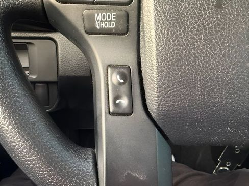 Used 2016 Toyota Tacoma SR RWD image 16