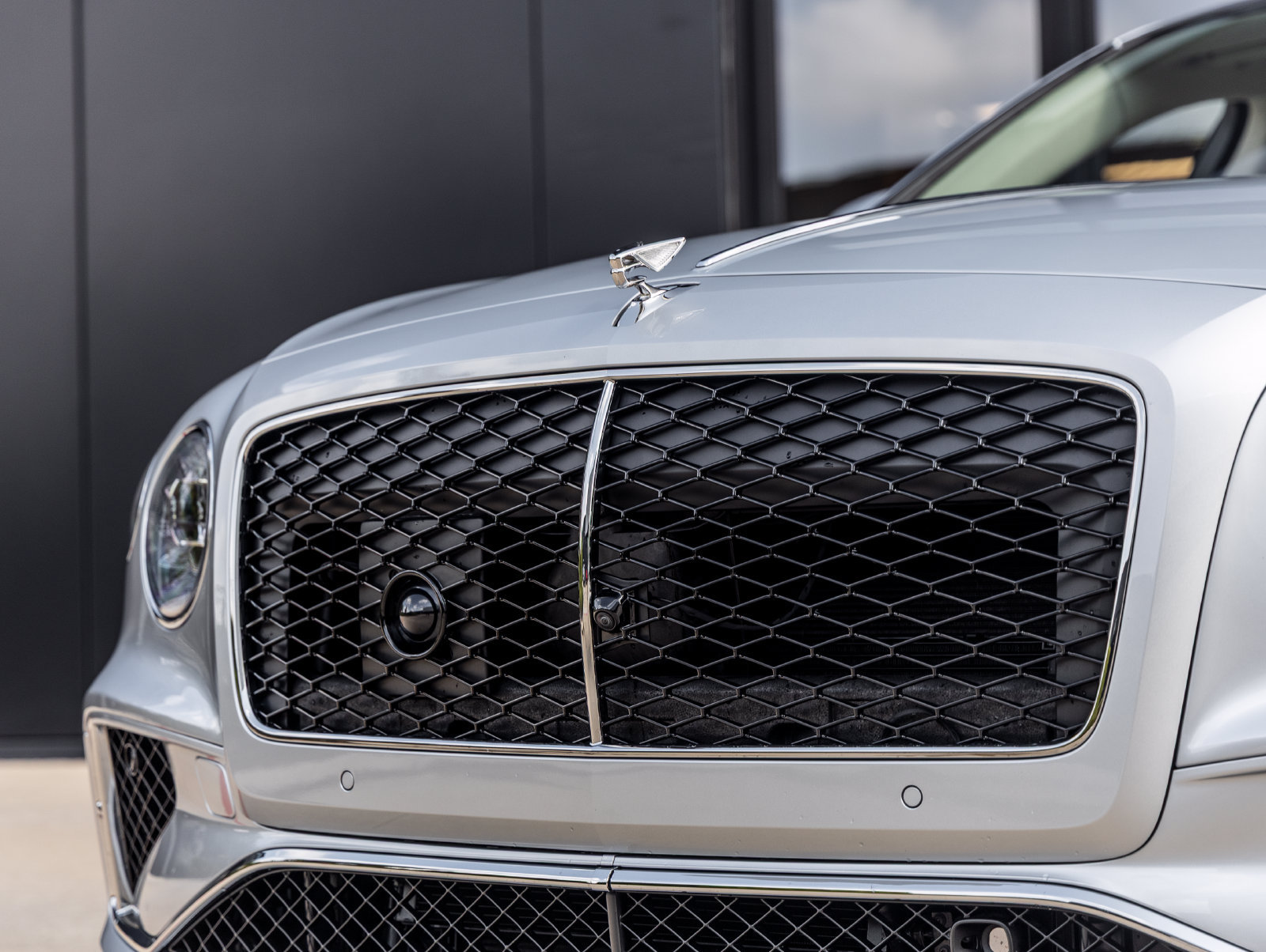 Used 2026 Bentley Flying Spur V8 AWD/4WD image 17