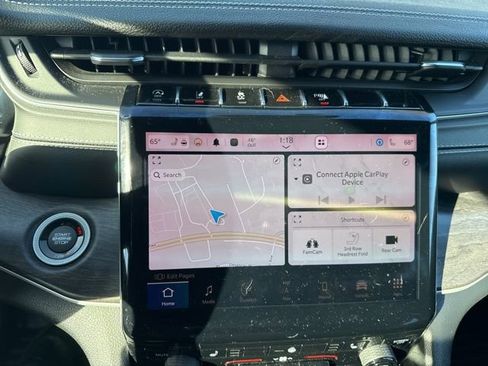 Used 2023 Jeep Grand Cherokee L Limited image 26