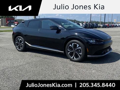 New 2024 Kia EV6 Wind w/ Wind Technology Package RWD image 1