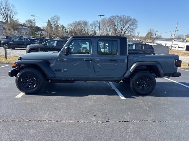 New 2026 Jeep Gladiator Sport AWD/4WD image 4