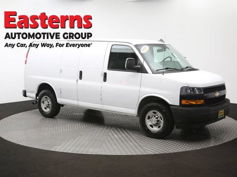 Used 2021 Chevrolet Express 2500 w/ Driver Convenience Package RWD image 46