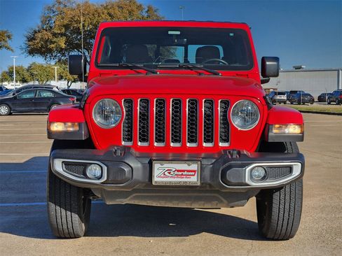 Used 2023 Jeep Gladiator Overland w/ Popular Equipment Package image 3