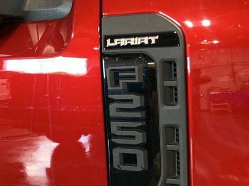 Used 2025 Ford F250 Lariat w/ Tremor Off-Road Package AWD/4WD image 32