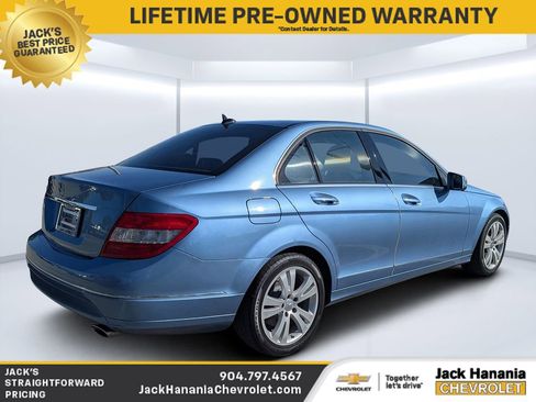 Used 2010 Mercedes-Benz C 300 Sedan image 3