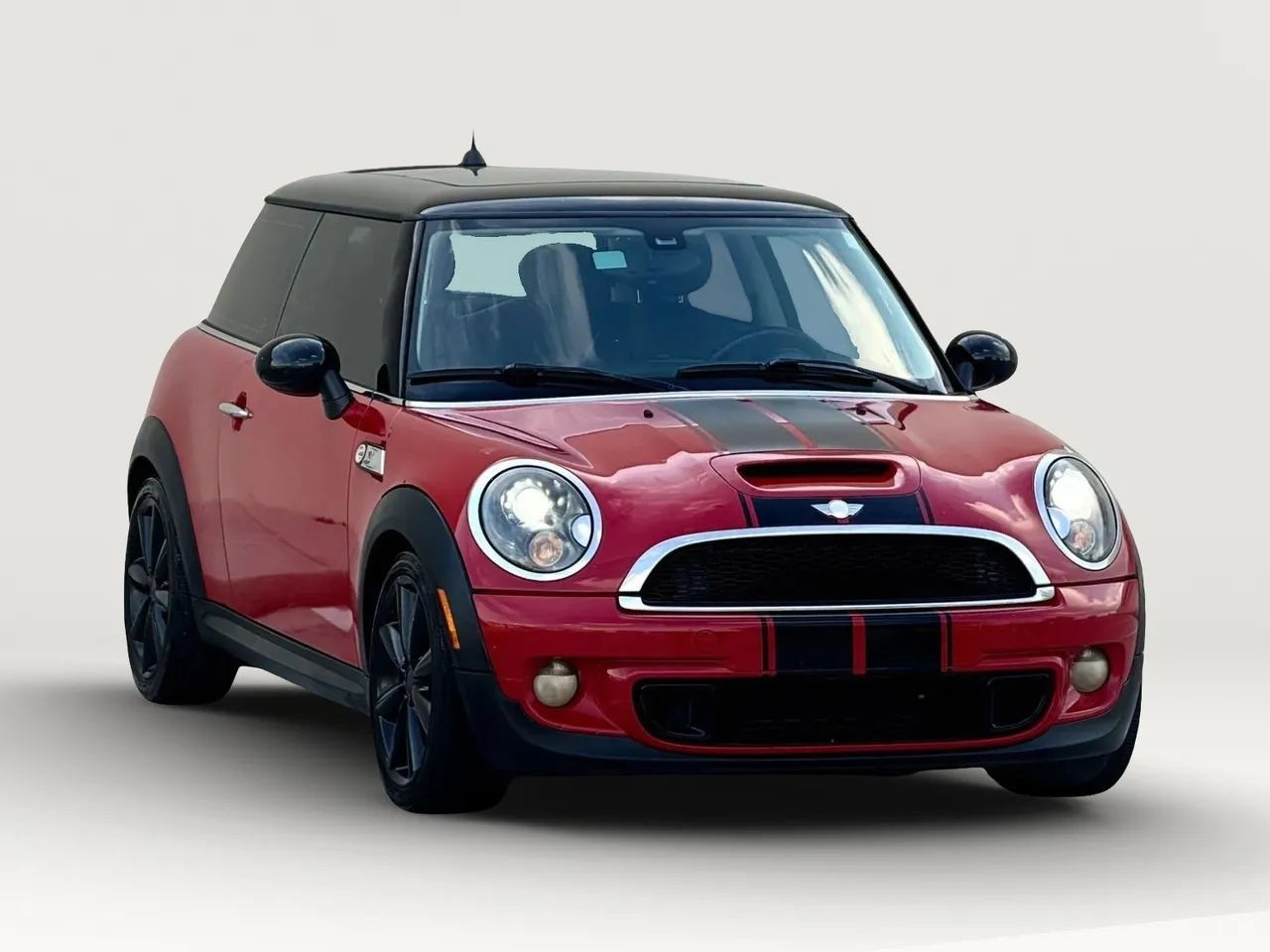Used 2013 MINI Cooper S FWD image 1