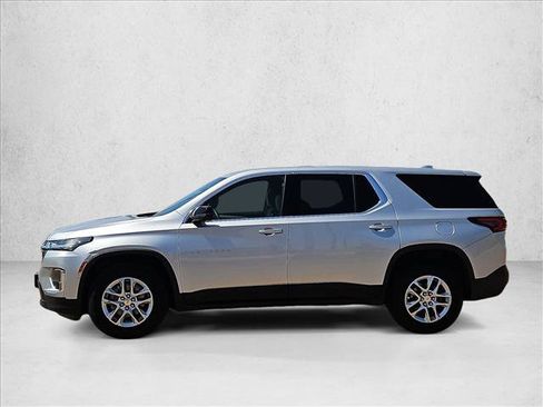 Certified 2022 Chevrolet Traverse LS FWD image 9
