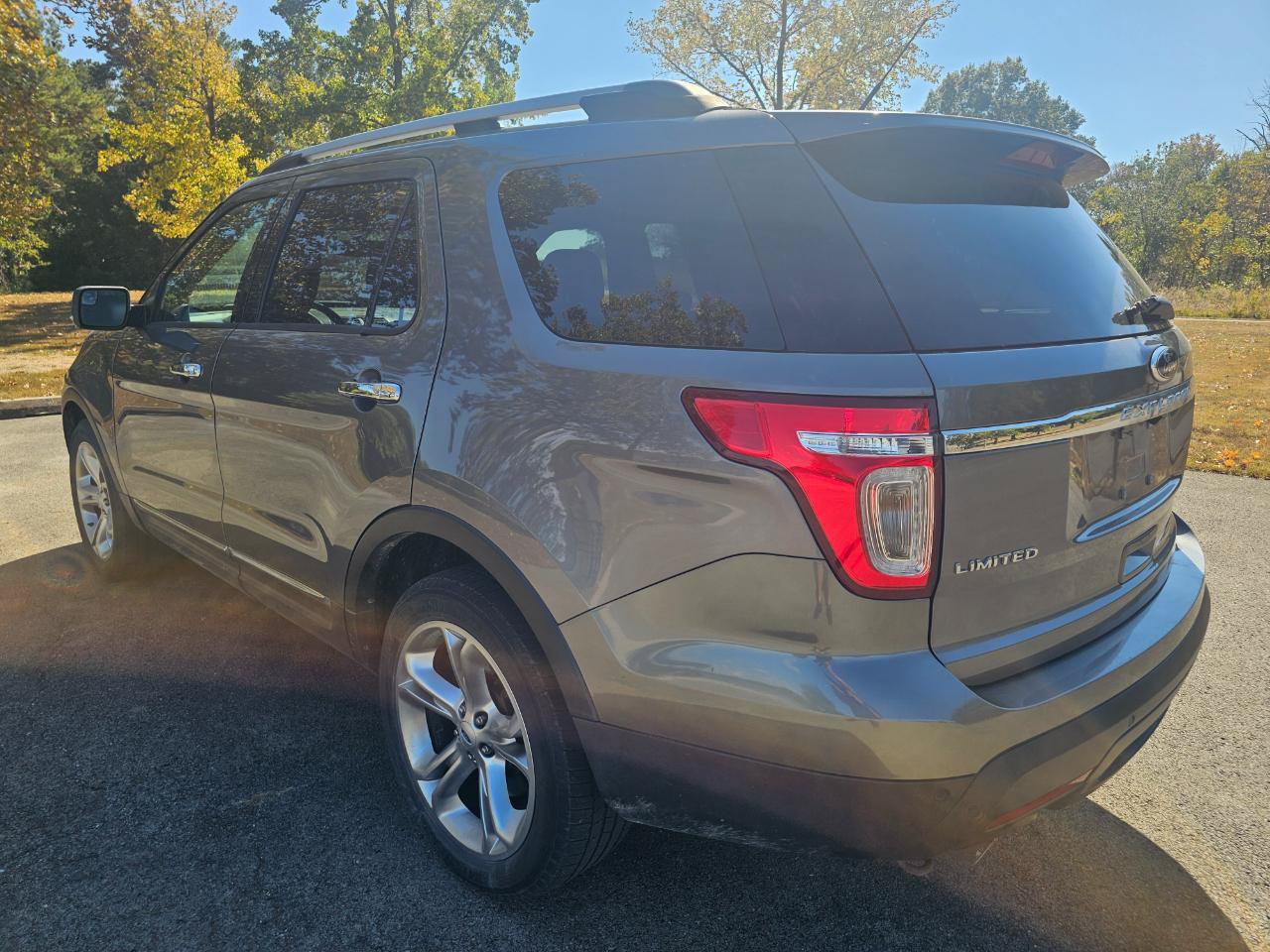 Used 2014 Ford Explorer Limited AWD/4WD image 7